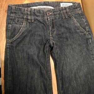 Women’s BCBG SIZE 27 wide leg jeans